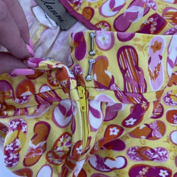 Alanni Capri Pants Flip Flop Pattern Yellow Pink Beach Mid Rise Womens Size 12 - Picture 5 of 7